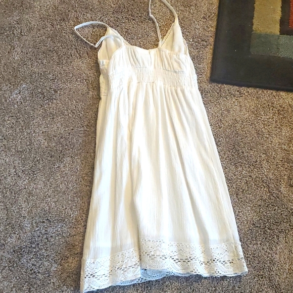Dress - Picture 4 of 4